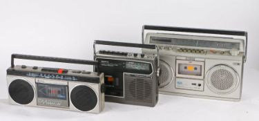 Sony CFS-47L radio cassette ghetto blaster, the cassette recorder boombox with Automatic music
