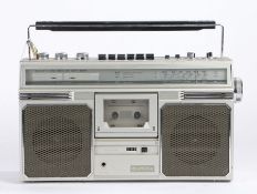 Hitachi TRK-7200E stereo radio cassette ghetto blaster, the cassette recorder boombox with LED