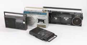 Ferguson 3T32 twin radio cassette ghetto blaster, the cassette recorder boombox with three band
