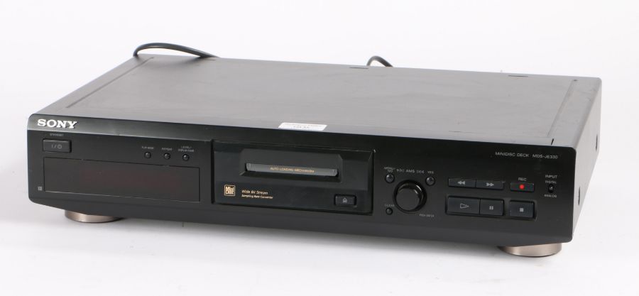 Sony MDS-JE330 Mini disc recorder, with Wide Bit Stream, serial number 6632776