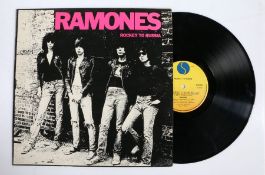 Ramones - Rocket To Russia ( 9103 255 , UK first pressing, G/VG)
