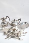 Silver plated ware to include oval tray, tea and coffee pot, oval serving dish and cover, fish