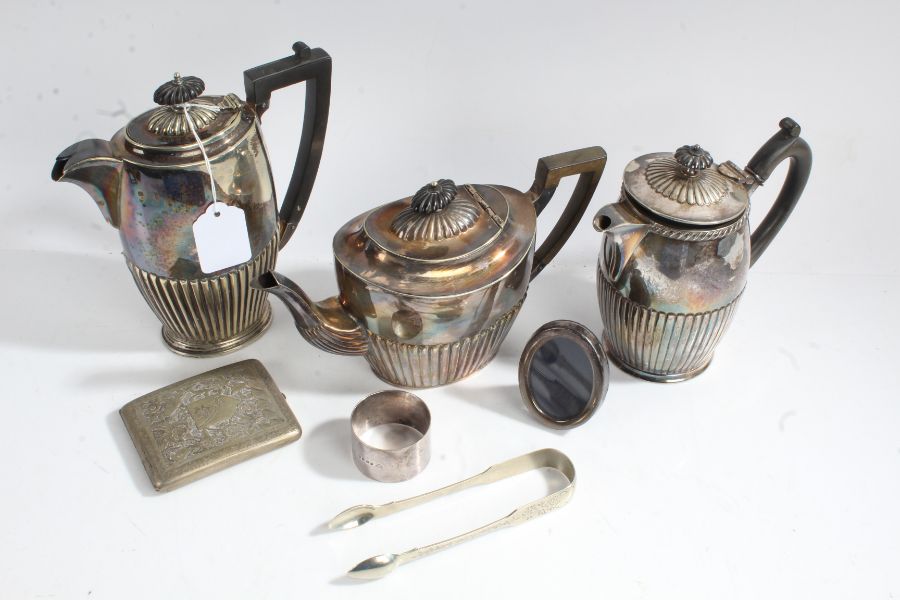 Silver and plated ware, to include napkin ring, small oval picture frame, Middle Eastern cigarette