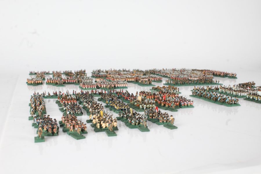 8mm American War of Independence wargames armies, British/Hessian and American, painted, based and - Image 9 of 10