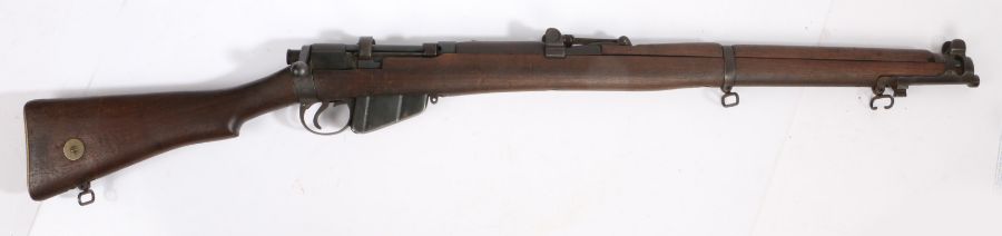 First World War British Short Magazine Lee Enfield Rifle, Serial Number 8835, marked with the