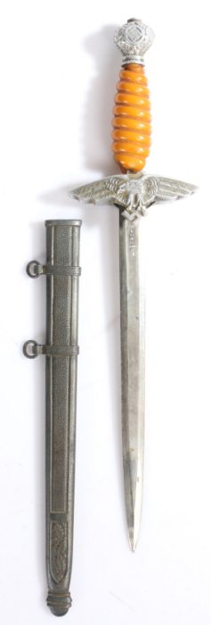 German Third Reich miniature Second Pattern Luftwaffe Officers dagger by the maker SMF ( Stocker &