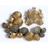 Collection of buttons, Royal Household in gilt. Trinity College, Dublin, and unknown featuring a