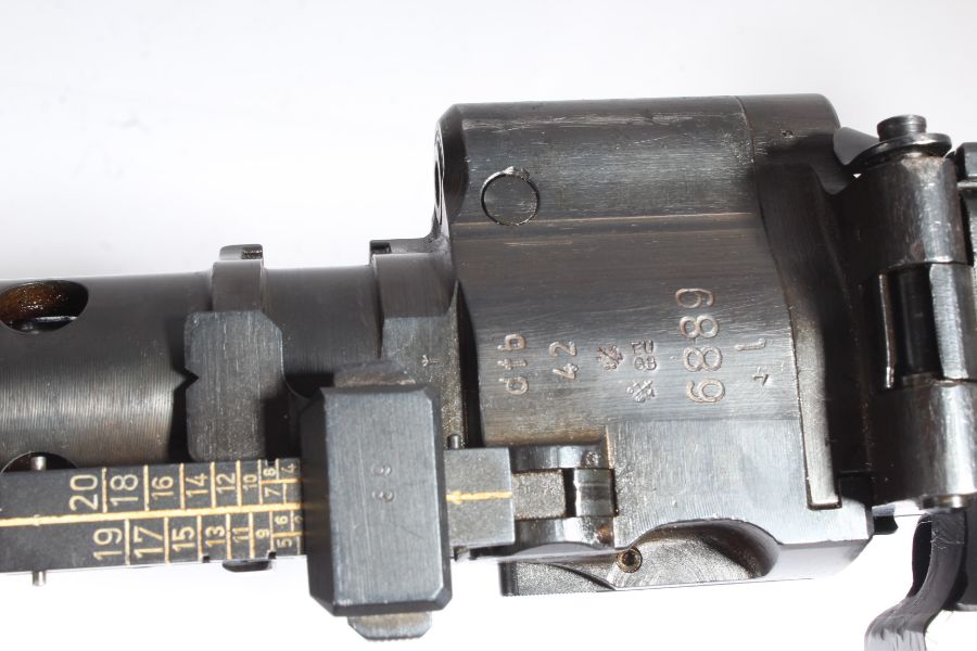 Second World War German MG34 Machine Gun, serial number 6889, stamped with manufacturers mark ' - Image 5 of 10
