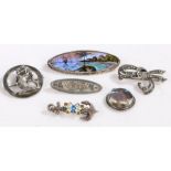 A set of 6 silver brooches, total weight approximately 37.28 grams