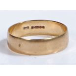 9 carat gold wedding band, ring size U weight 2.5 grams