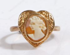 9 carat gold cameo ring, the head set with a cameo of a classical lady set on a heart, ring size M