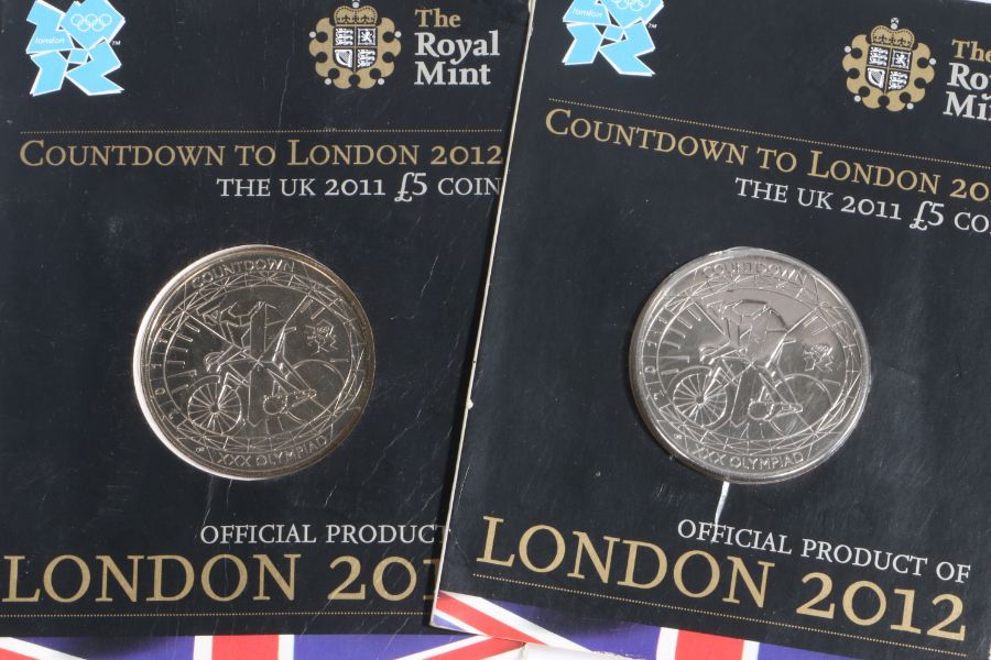 Countdown to London 2012 The UK 2011 £5 coin (2) Alloy cupro-nickel. Weight 28.28g. Diameter 38.