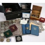 Collection of coins to include 1989 £2 silver proof two-coin set, commemorative crowns, album of