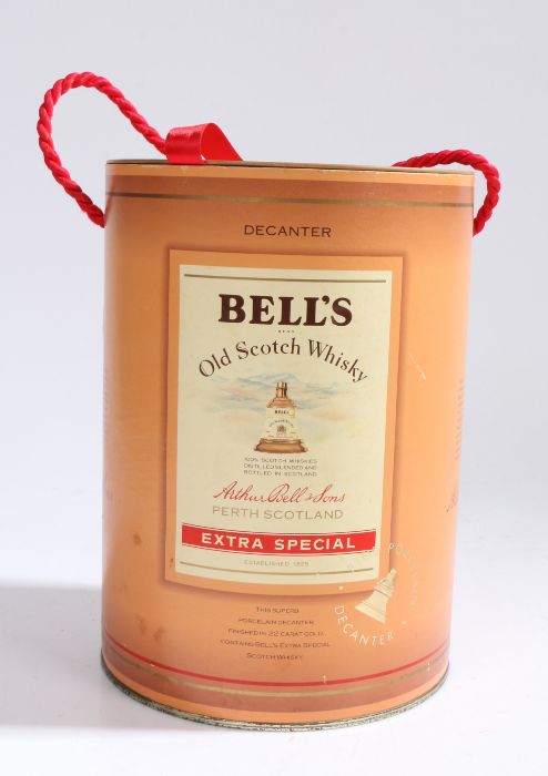Bells Old Scotch Whisky Extra Special in decanter,finished in 22 carat gold, boxed.