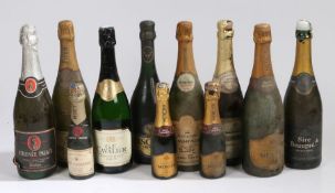 A mixed lot of champagne, including Moet & Chandon, Piper Heidsieck etc. (11)