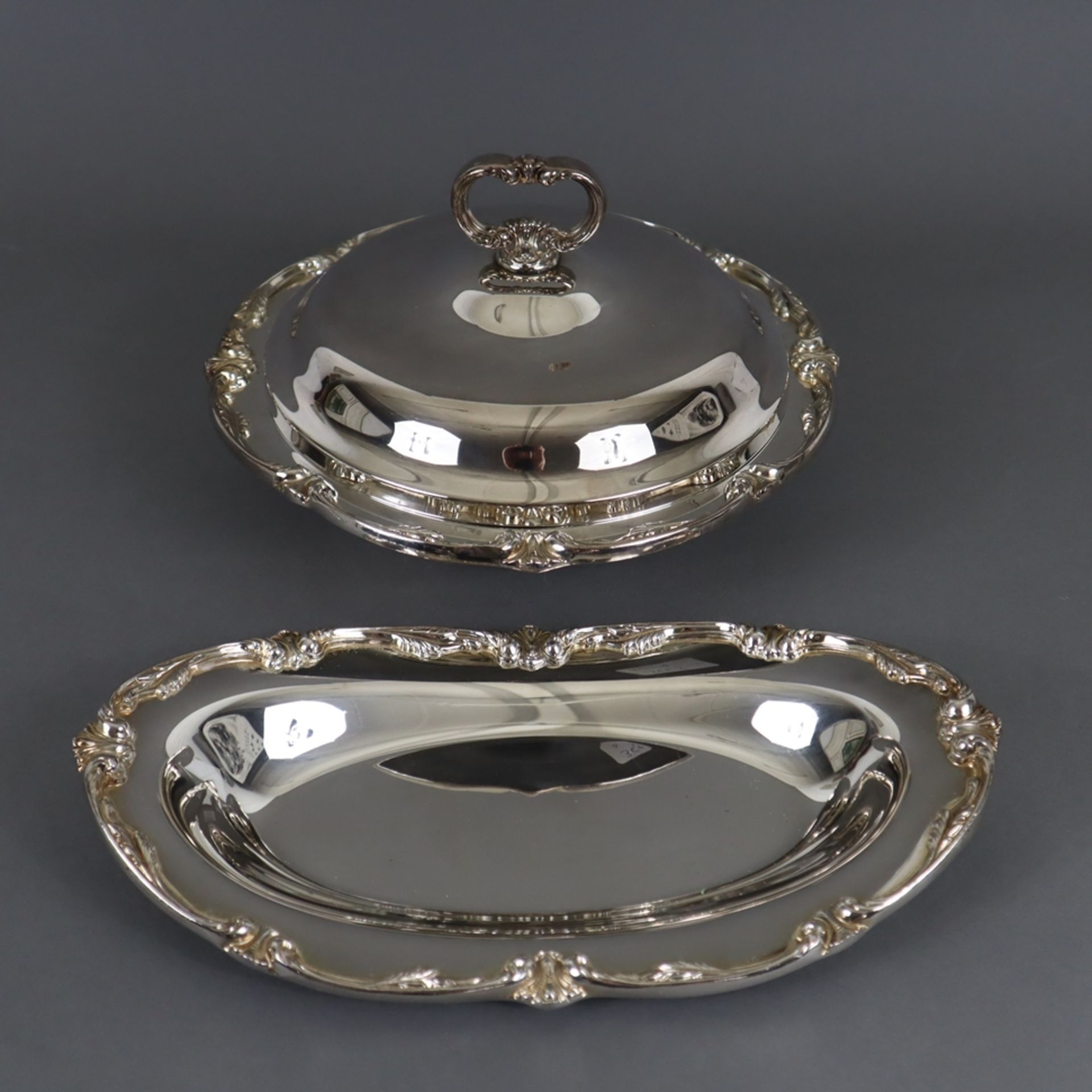 Servierplatte und Servierschale mit Glaseinsatz - 2.Hälfte 20.Jh., versilbert, 1x ovale Platte mit 