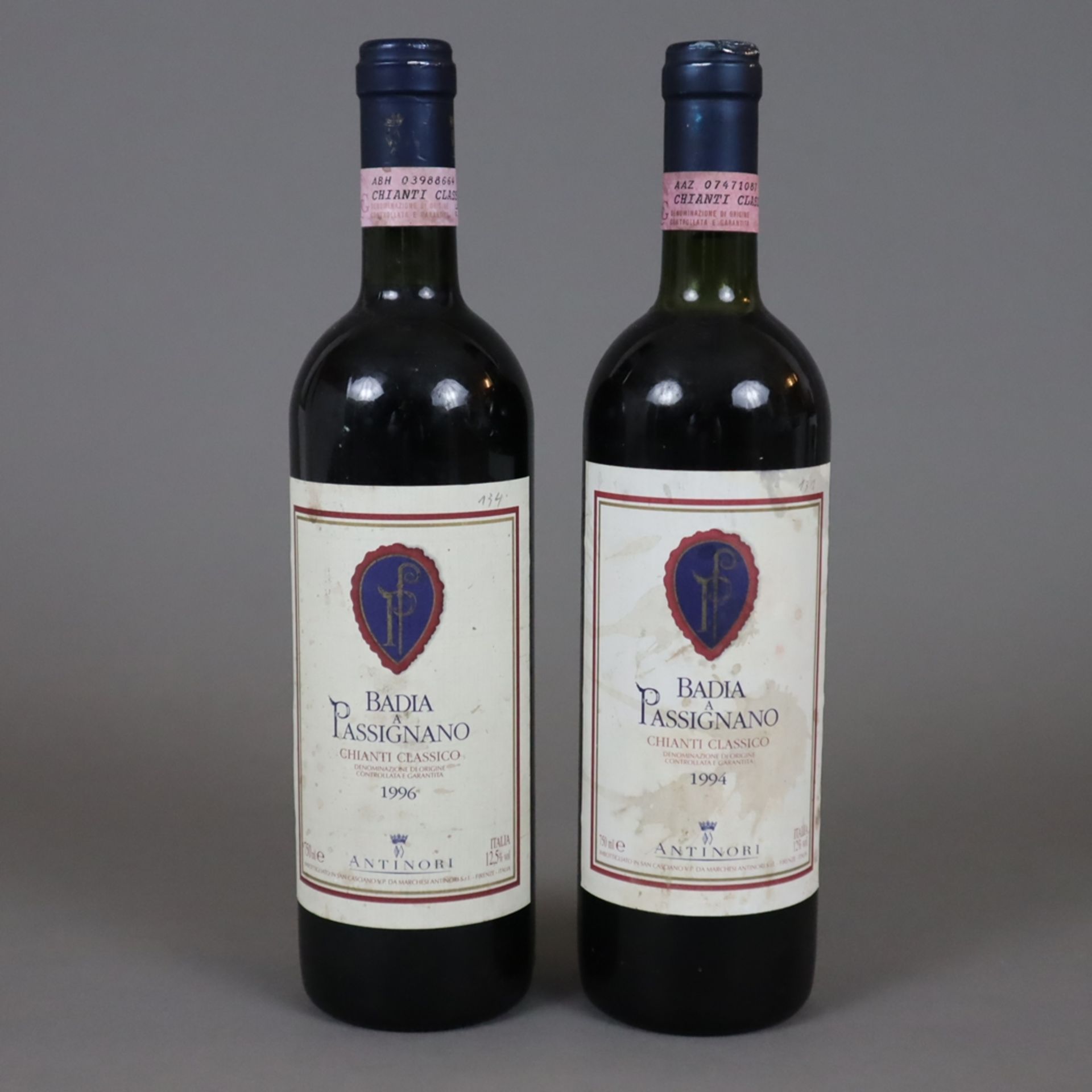 Weinkonvolut - 2 Flaschen, Chianti Classico, Badia a Passignano, Jahrgang 1994 + 1996, 0,7 Liter, E