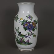 Große Vase - Meissen, 20.Jh., Porzellan, polychromer Dekor "Indische Fels-, Blumen- und Vogelmalere