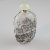 Snuffbottle - China, ausgehende Qing-Dynastie, abgeflachte Rouleau-Glaswandung mit beidseitiger übe