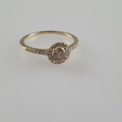 Diamantring - Gelbgold 585/000 (14Kt.), mit üppigem Diamantbesatz von zus.ca. 0,68ct., behandelt, G