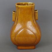 Vase vom Typ „Hu“- China, bräunliche Glasur in unterschiedlichen Schattierungen, allseits mit Krake