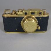 Russische "Gold"- Leica - Nachbau der Leica II, gemarkt "Leica D.R.P. Ernst Leitz Wetzlar / Nr. 201