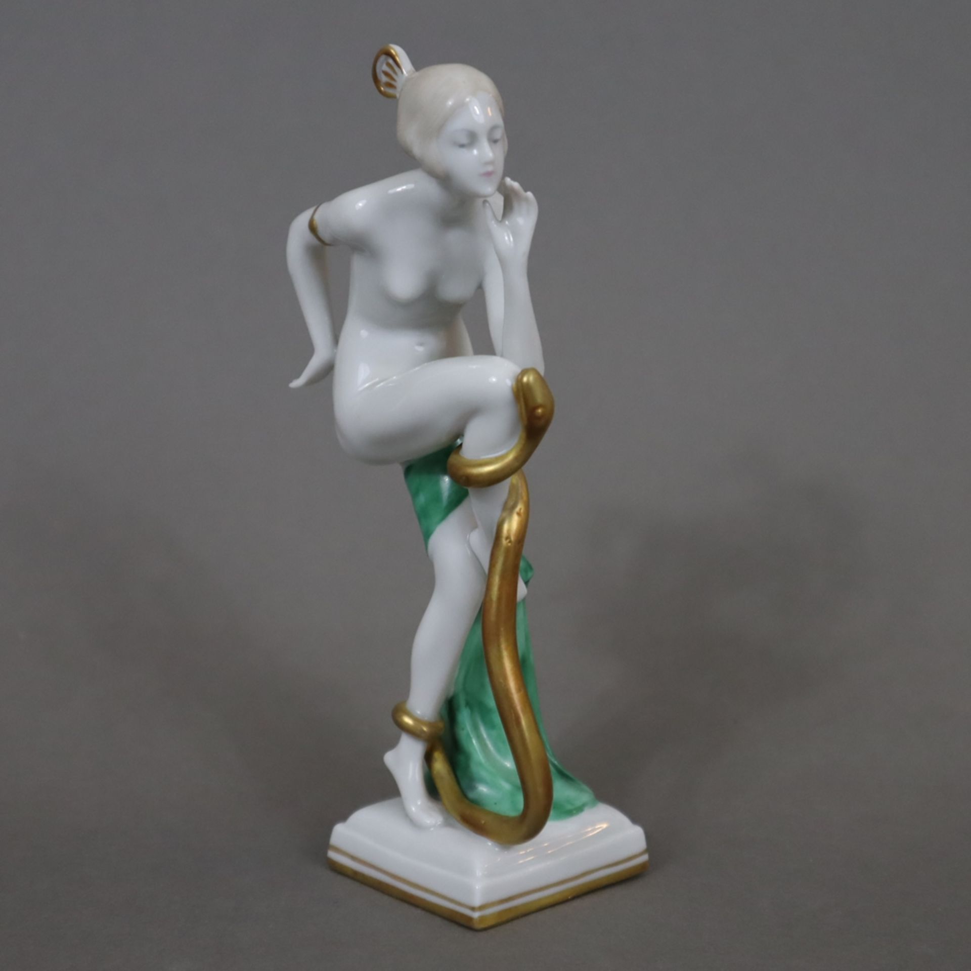 Art-Déco-Figur "Schlangentänzerin" - Galluba und Hoffmann, Ilmenau, Weißporzellan, in Grün und Gold