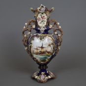Vase - Brüder Willner, Teplitz, Böhmen, Keramik, polychrom glasiert, Reliefdekor mit Blüten und Orn