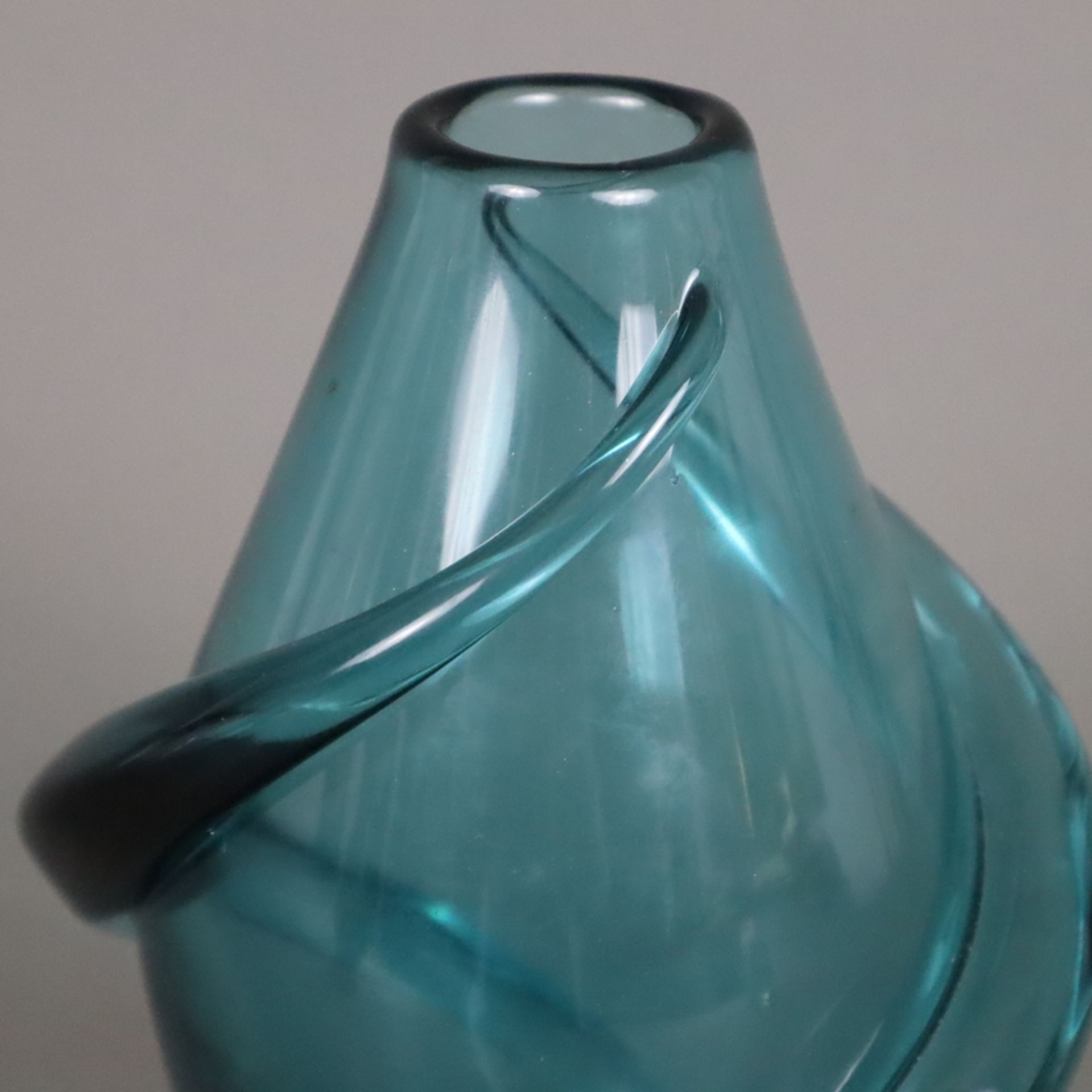 Zwei Vasen - Tschechien, Entwurf: Miroslav Klinger, wohl Zelezny Brod Sklo (ZBS), dickwandiges Glas - Bild 3 aus 7