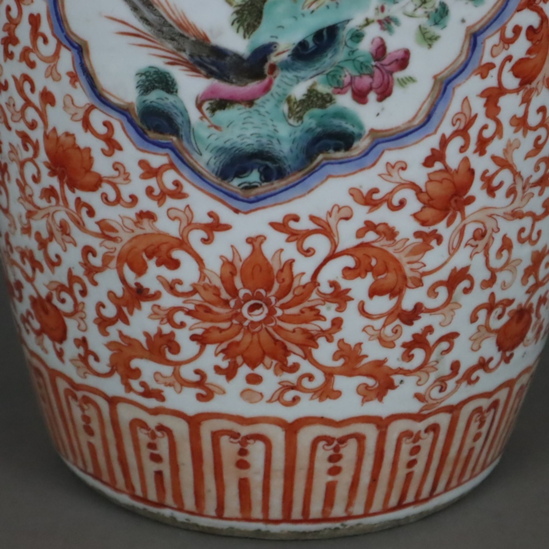 Große Balustervase - China, Qing-Dynastie, 19.Jh., balusterförmiger Körper mit zylindrischem Hals u - Image 10 of 11