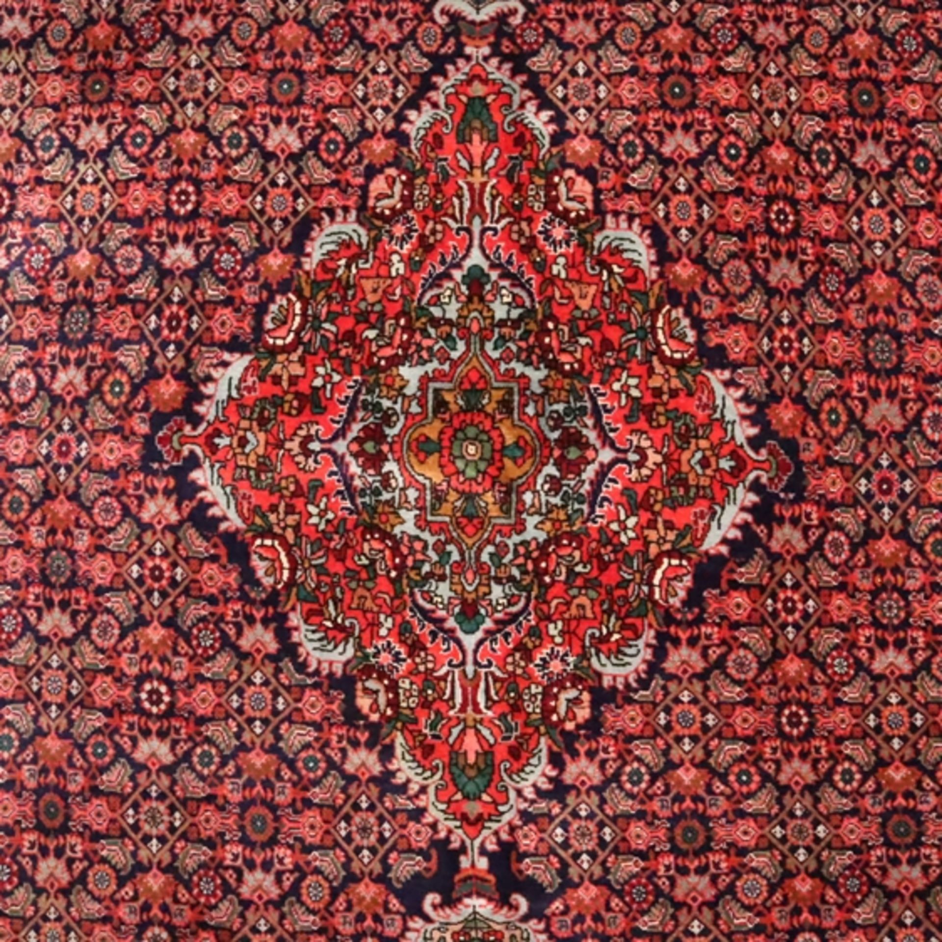 Bidjar - Persien, Wolle, rotgrundig, zentrales Medaillon, ornamentales und florales Muster, mehrfac - Image 2 of 7