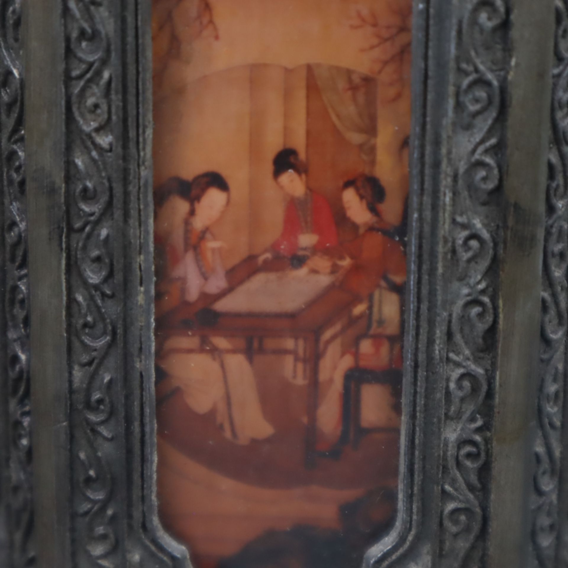 Teedose - China 1.Hälfte 20.Jh., Zinn, oktogonale Laternenform, mit acht feinen Hinterglasbildern, - Image 8 of 10
