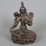 Shyama-Tara / grüne Tara - Tibet, 20.Jh., Metallguss, bronziert, mit Goldlackfassung, der weibliche