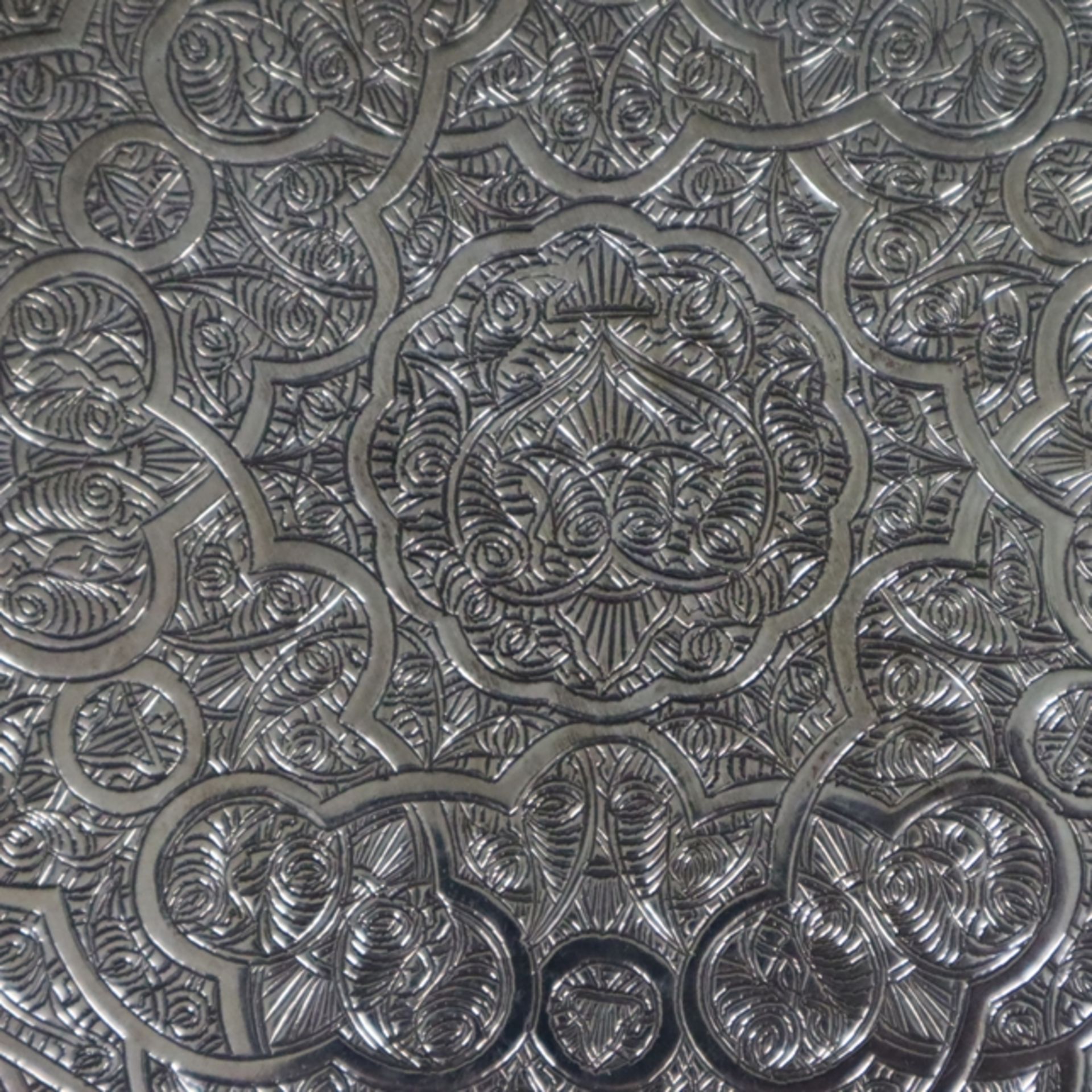 Zierteller - Ägypten, Silber, auf der Unterseite gepunzt mit ägyptischer Beschaumarke mit Lotosblum - Bild 3 aus 7