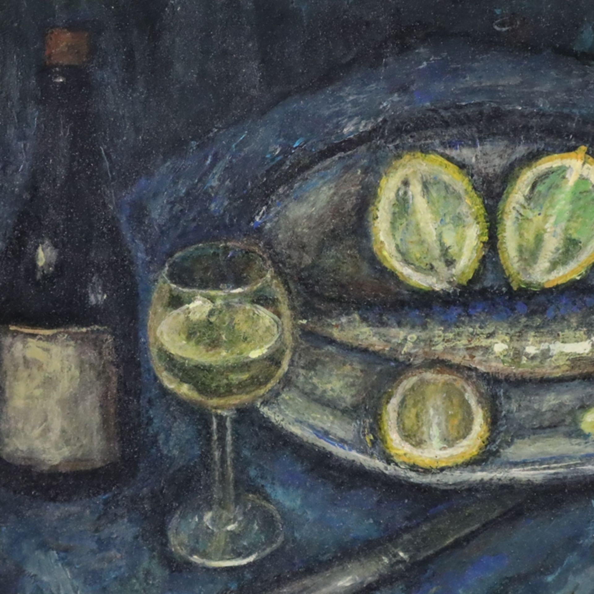 Pogédaieff, Georges de (1894-1971, im Stil von) - Stillleben mit Fisch, Wein und Gemüse, Öl auf Pla - Bild 4 aus 9