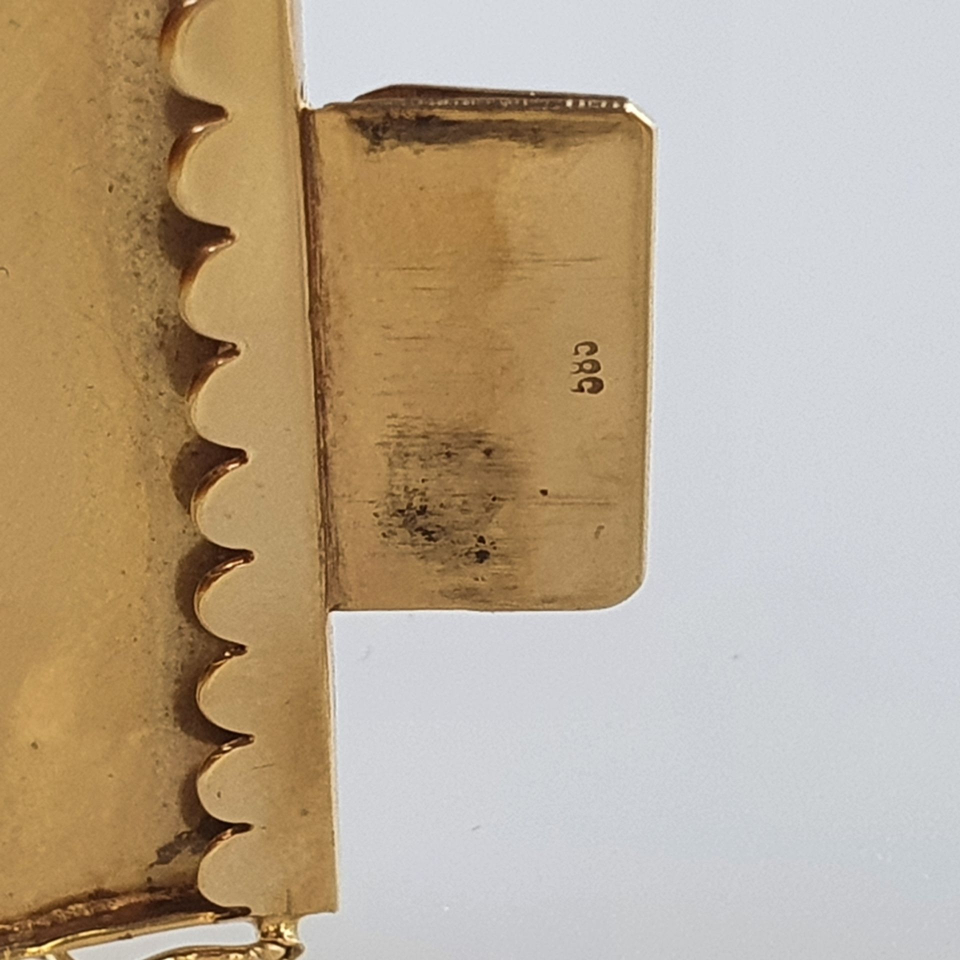 Breite Goldarmspange - Gelbgold 585/000, gestempelt, Klapparmreif mit Steckverschluss und 2 Sicherh - Bild 8 aus 8