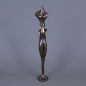 Weiblicher Akt - Moderne Bronze, am runden Stand bezeichnet und nummeriert „Tegge 87 2/25“, H.ca. 5