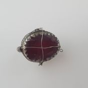 Antiker orientalischer Rubinring - großer ovaler Ringkopf mit facettierter Rubinplatte (Steinmaß ca