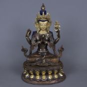 Shadakshari Avalokiteshvara - Tibet, zweiteilige Kupferbronze, teils kultisch bemalt und (kalt)verg