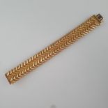 Vintage-Armband - Henkel & Grosse (Pforzheim), vergoldetes Metall, breites verziertes Schlangenarmb