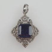 Saphiranhänger mit Diamanten - Sterling Silber 925/000, Besatz mit 1 facettierten Saphir von ca. 18