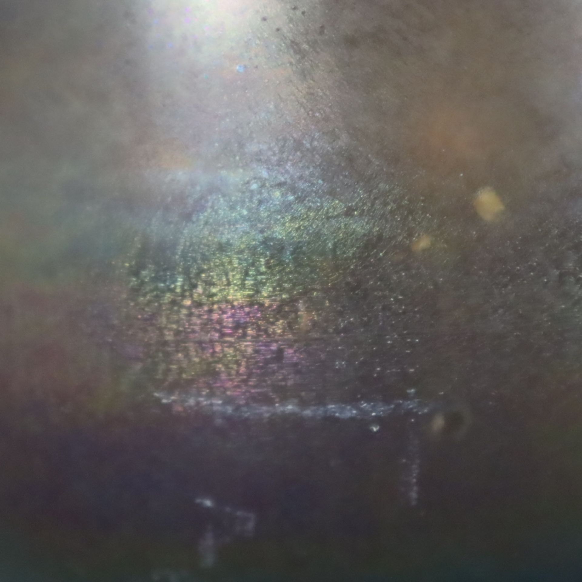 Jugendstil-Blumentopf - irisiertes Glas, bauchige Form, ausgeschliffener Bodenabriss, Gebrauchsspur - Image 3 of 7