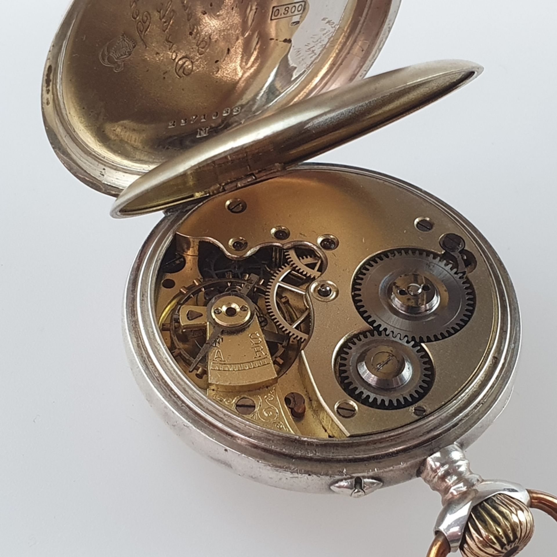 Taschenuhr - um 1900, Silbergehäuse, guillochierter Deckel mit leerem Wappendekor innen gestempelt - Image 4 of 7