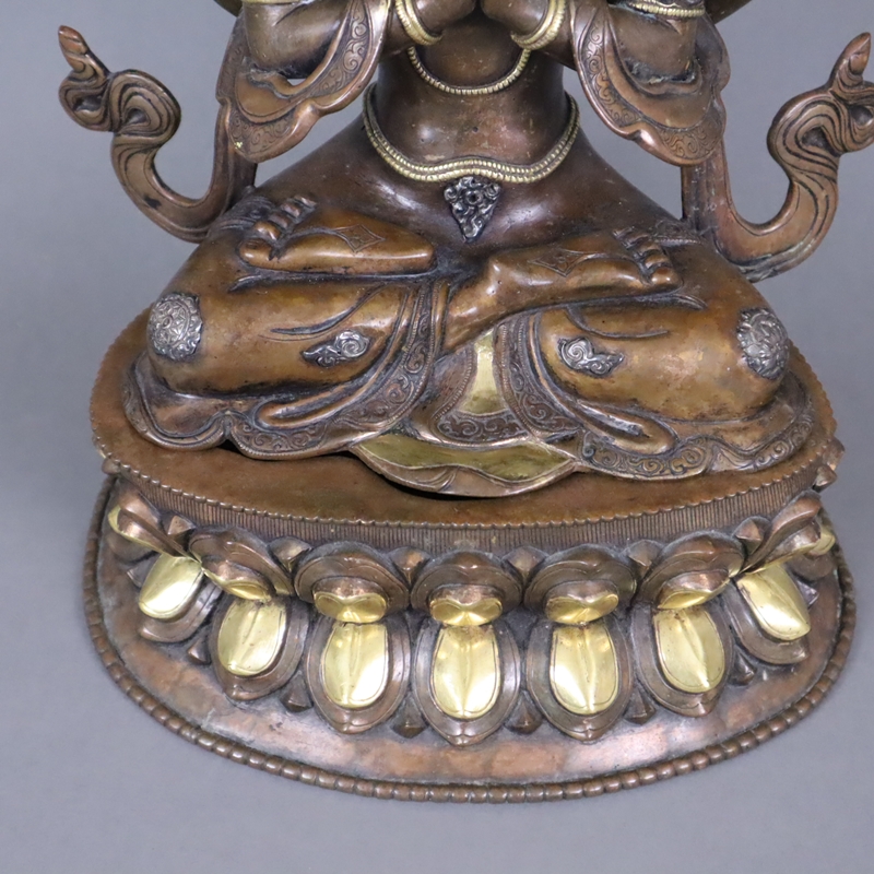 Shadakshari Avalokiteshvara - Tibet, zweiteilige Kupferbronze, teils kultisch bemalt und (kalt)verg - Image 7 of 10