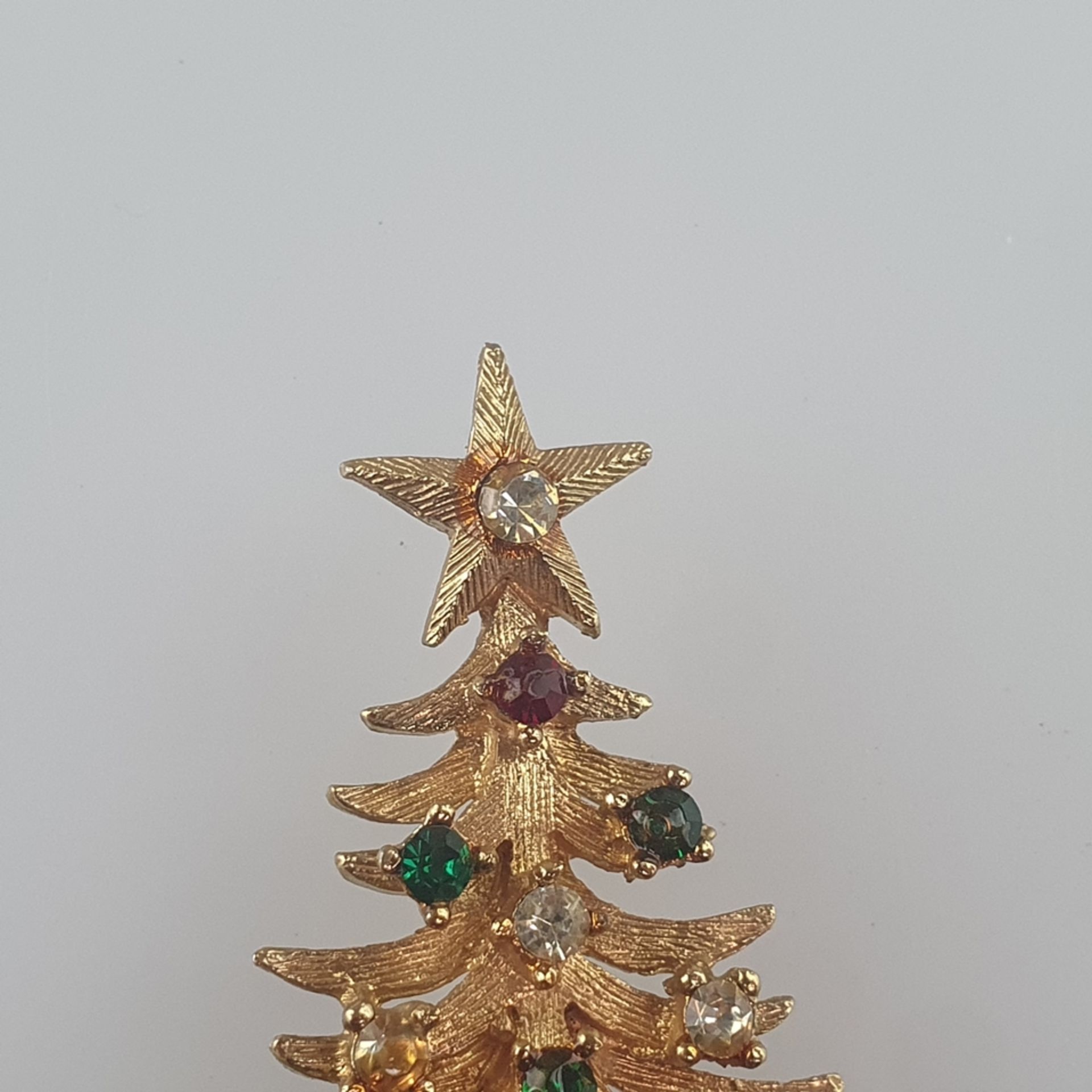 Vintage-"Christmas"-Brosche - MYLU/USA, Weihnachtsbaum, goldfarbenes Metall, Besatz mit facettierte - Bild 3 aus 4