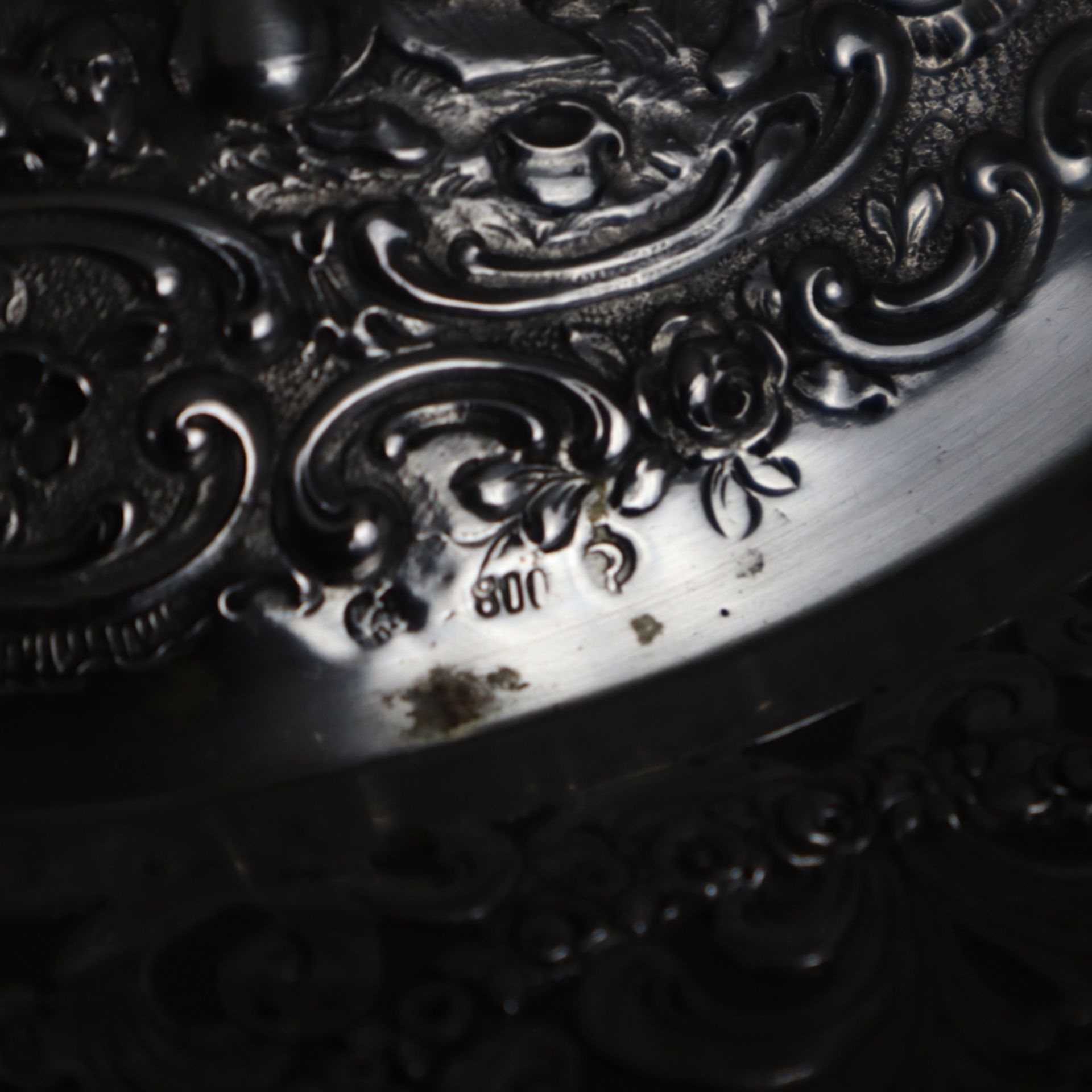 Üppig dekorierte Korbschale - deutsch, Silber 800/000, gestempelt, oval, geschweifte filigran durch - Bild 9 aus 10