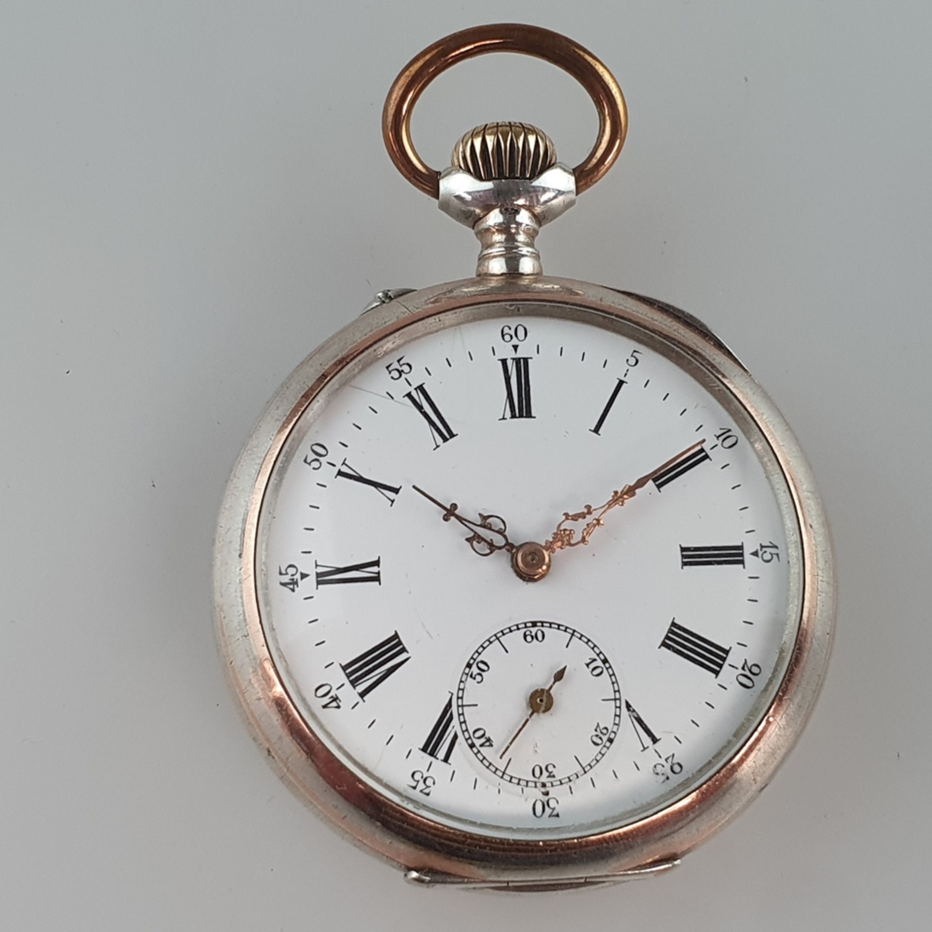 Taschenuhr - um 1900, Silbergehäuse, guillochierter Deckel mit leerem Wappendekor innen gestempelt 