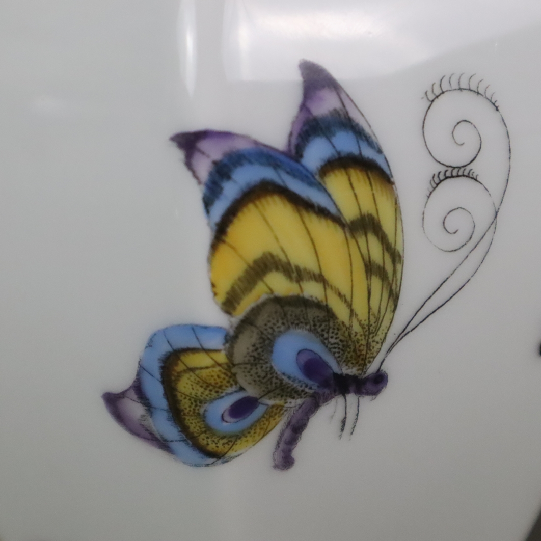 Art-déco-Vase "Butterfly" - Rosenthal, Porzellan, mit Schriftzug Bavaria und Buchstaben „E“, um 192 - Image 7 of 8