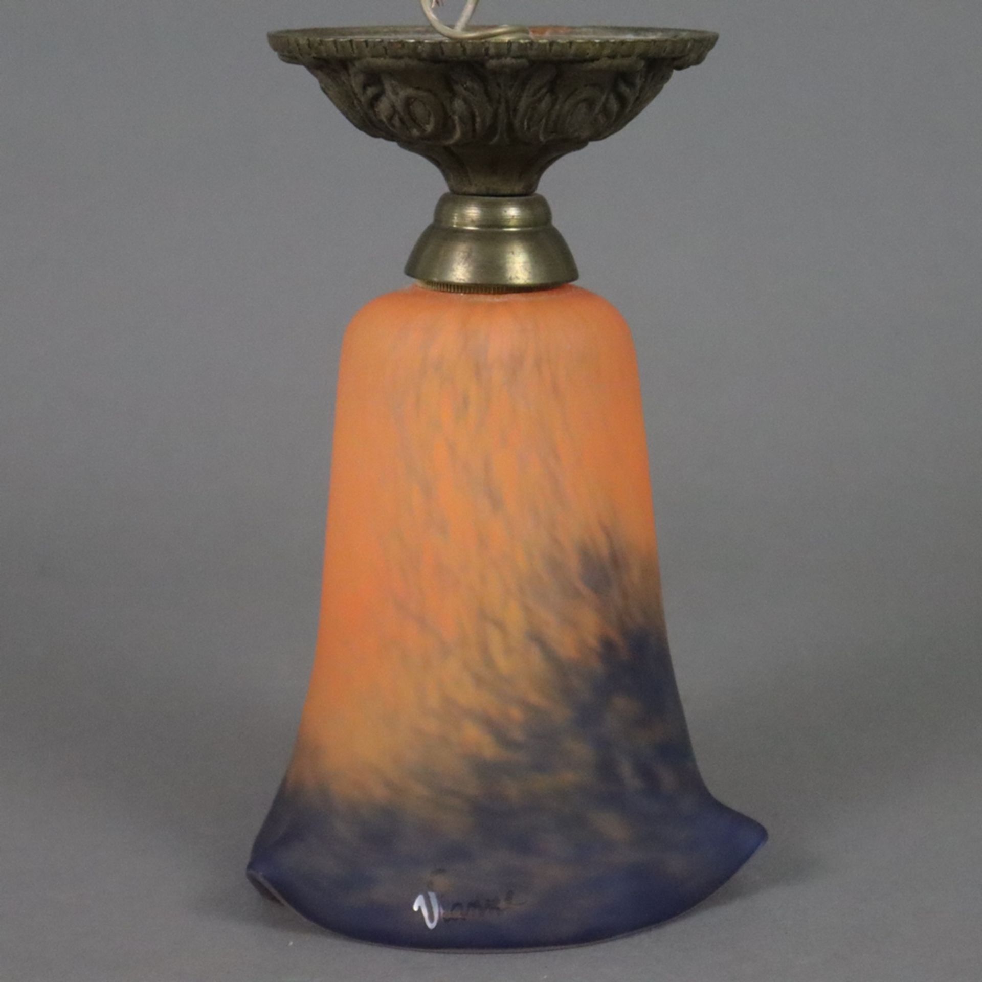 Kleine Deckenlampe - 1-flammig, gemarkt "Vianne", Frankreich, um 1920, Glas mit orangefarbenen und 