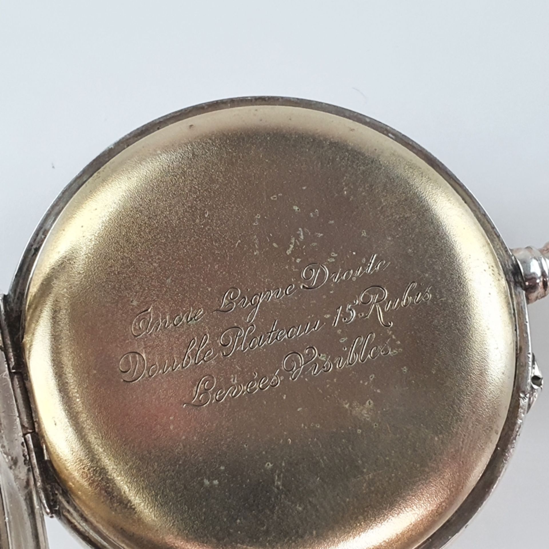 Taschenuhr - um 1900, Silbergehäuse, guillochierter Deckel mit leerem Wappendekor innen gestempelt  - Bild 5 aus 7